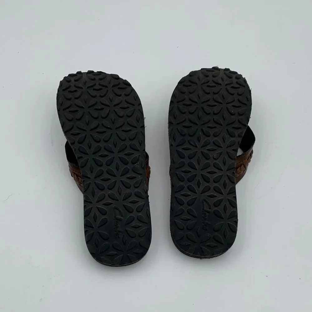 Clarks Men's Tan and Black Flip-Flops size 7